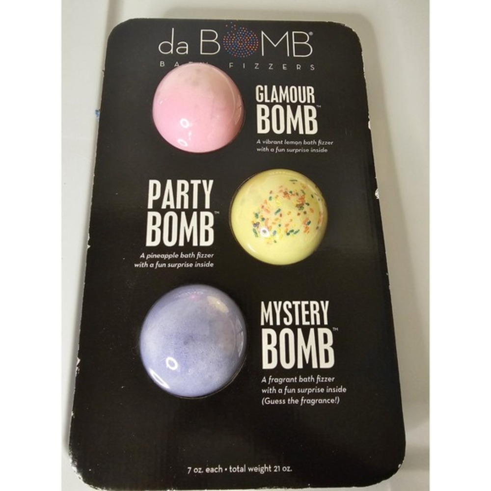 da BOMB Bath Fizzers 3 Piece Set (Glamour Bomb, Party Bomb, Mystery Bombs) NEW!‎